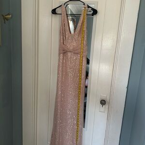 Vera Wang sequin mesh gown.